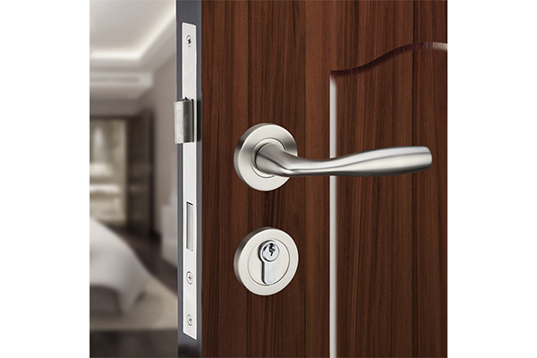 What are the advantages of custom round interior door locks?